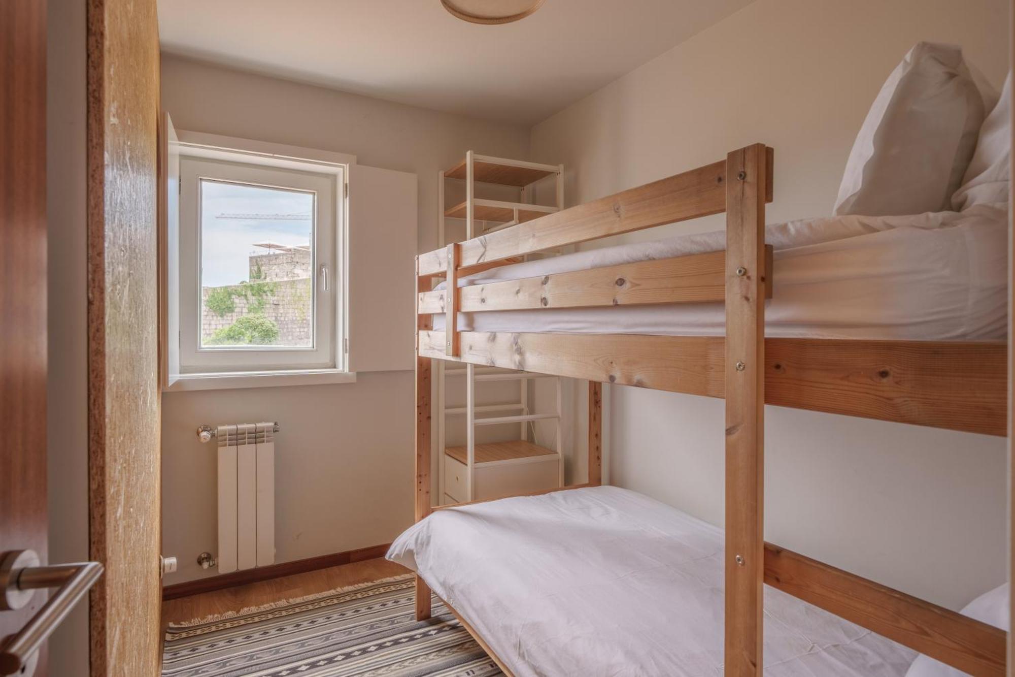 Shining View Apartments Apartment