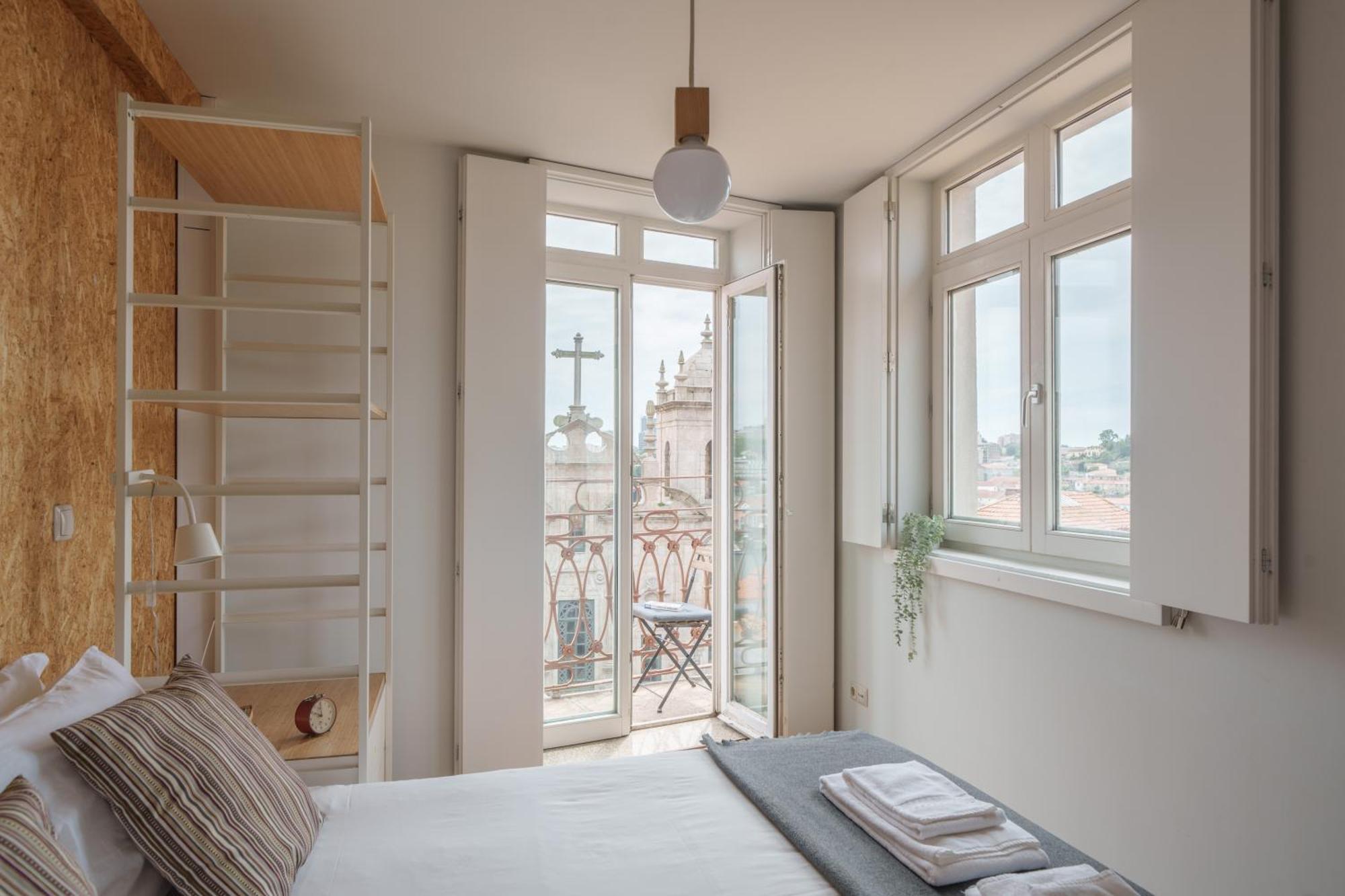 Shining View Apartments * Porto