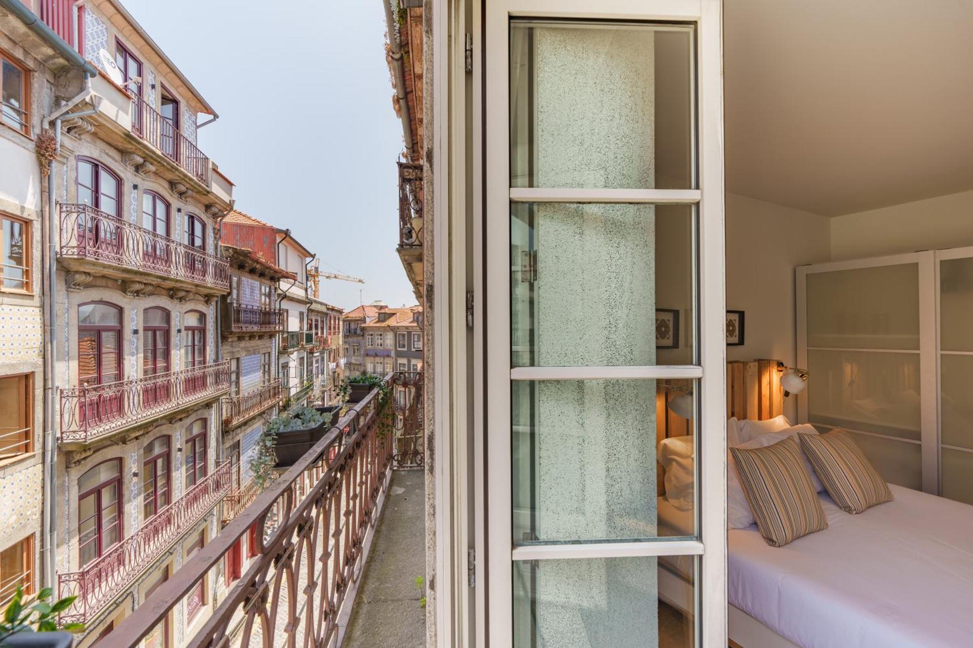 Shining View Apartments * Porto