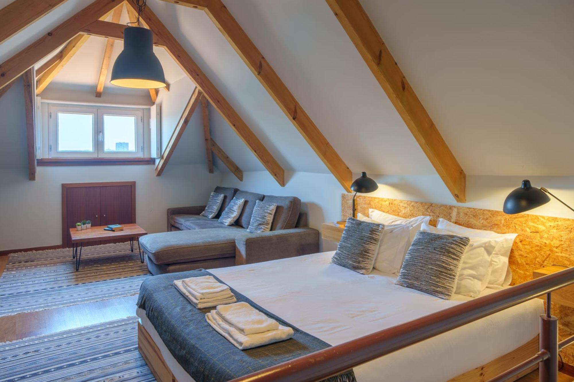 Shining View Apartments * Porto