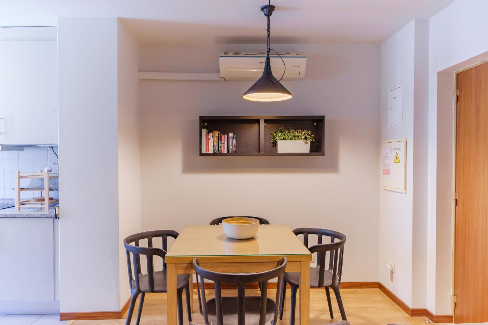 Shining View Apartments *